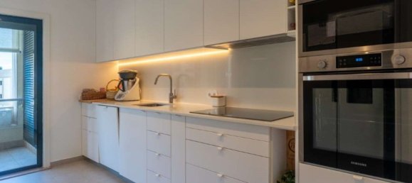 3 bedrooms Apartment in Lisbon, Portugal No. 123061 6