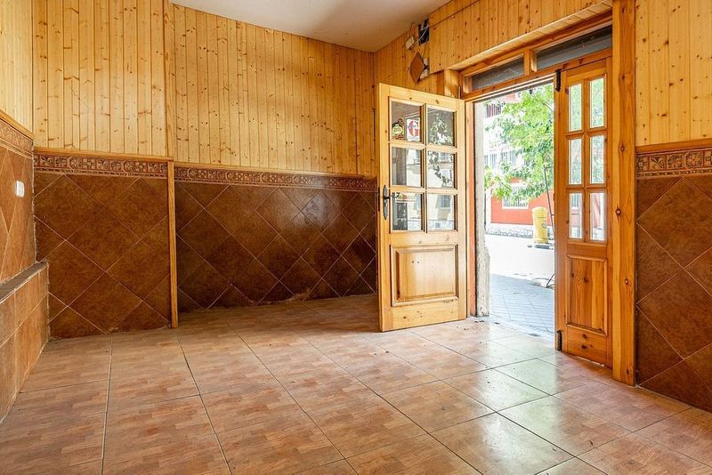 30m² Commercial property in Granada, Spain No. 225273