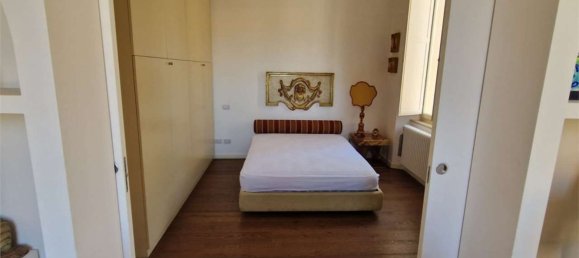 Apartamento de 8 habitaciónes en Osimo, Italy No. 136287 9