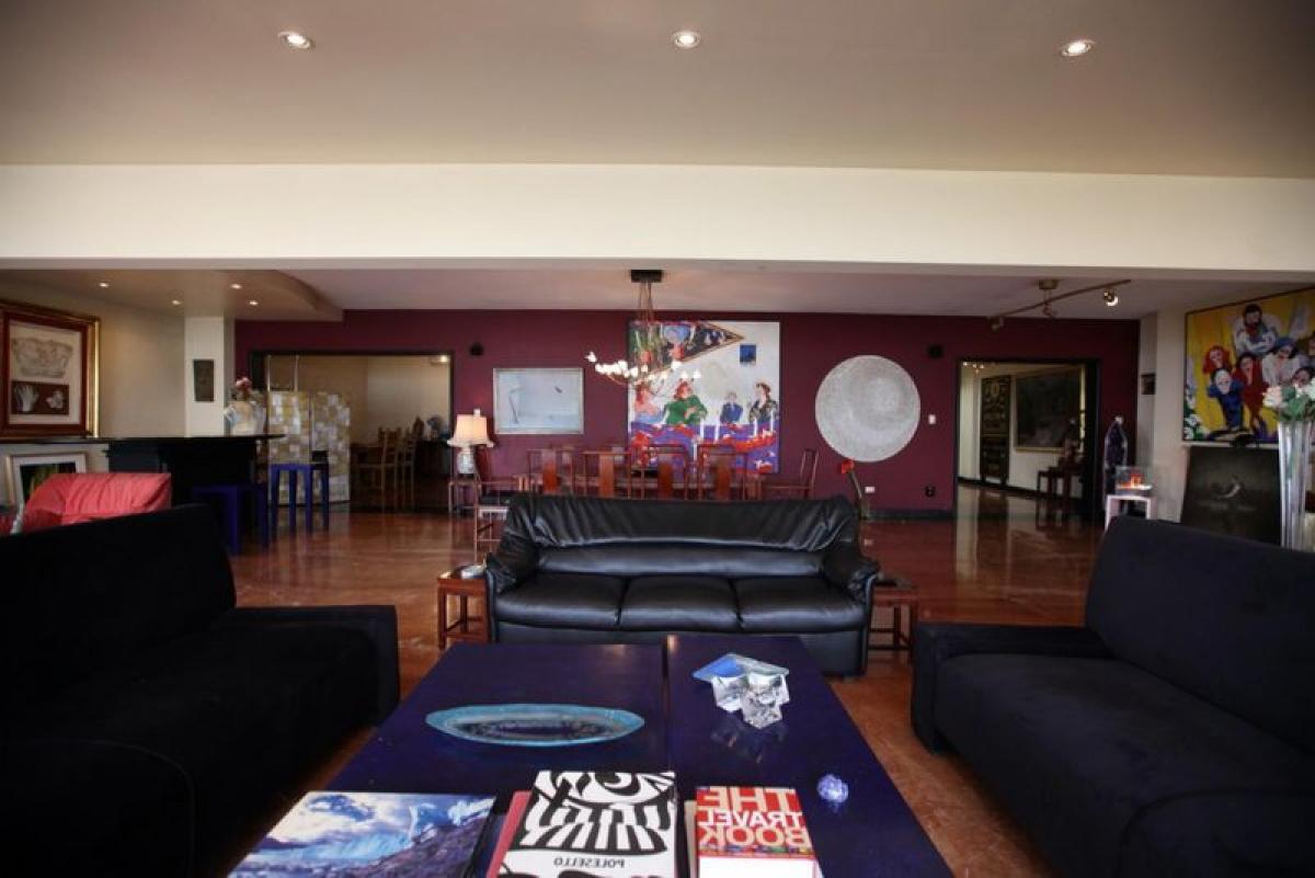 3 bedrooms Apartment in Buenos Aires, Argentina No. 85242