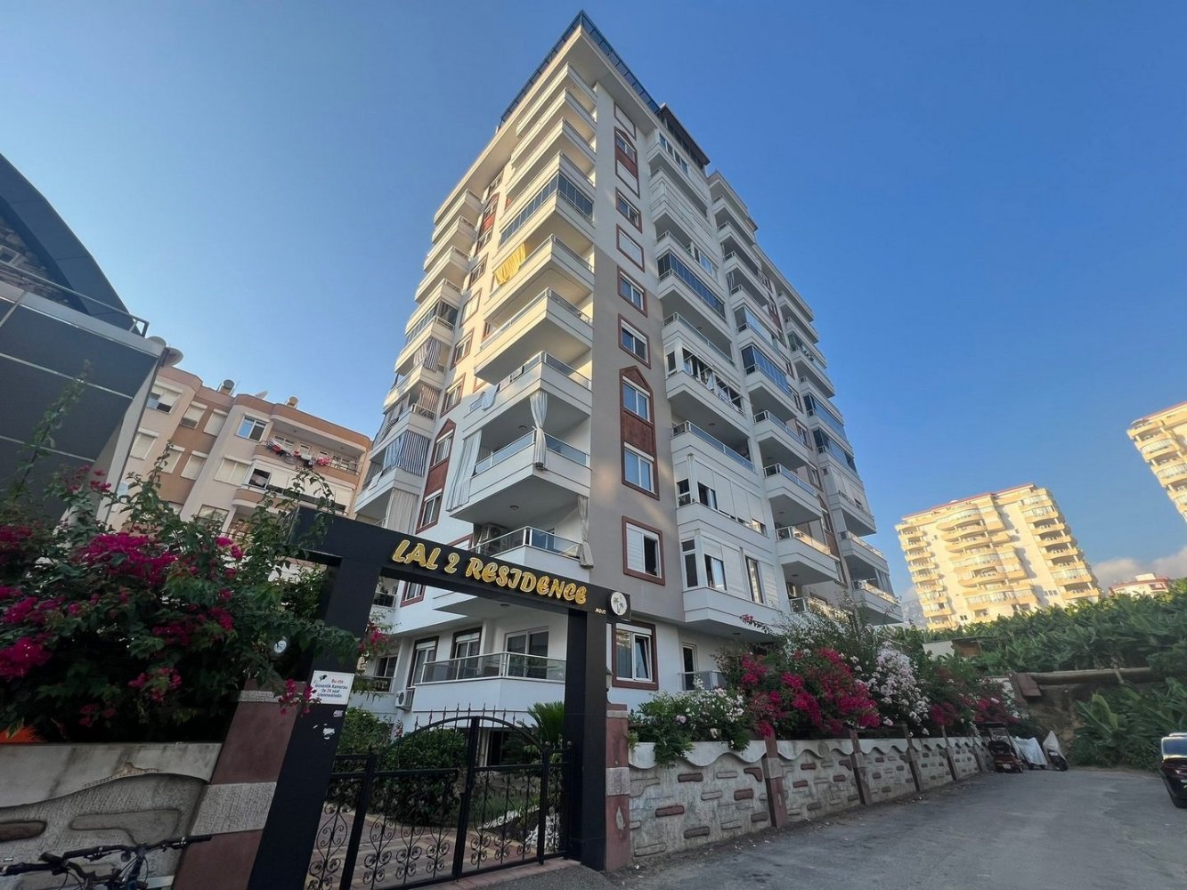 Apartment 2+1 in Mahmutlar, Turkey No. 21843