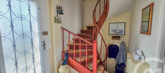 3 bedrooms House in Pont-l'Eveque, France No. 355035 4