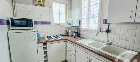 3 bedrooms House in Pont-l'Eveque, France No. 355035 5