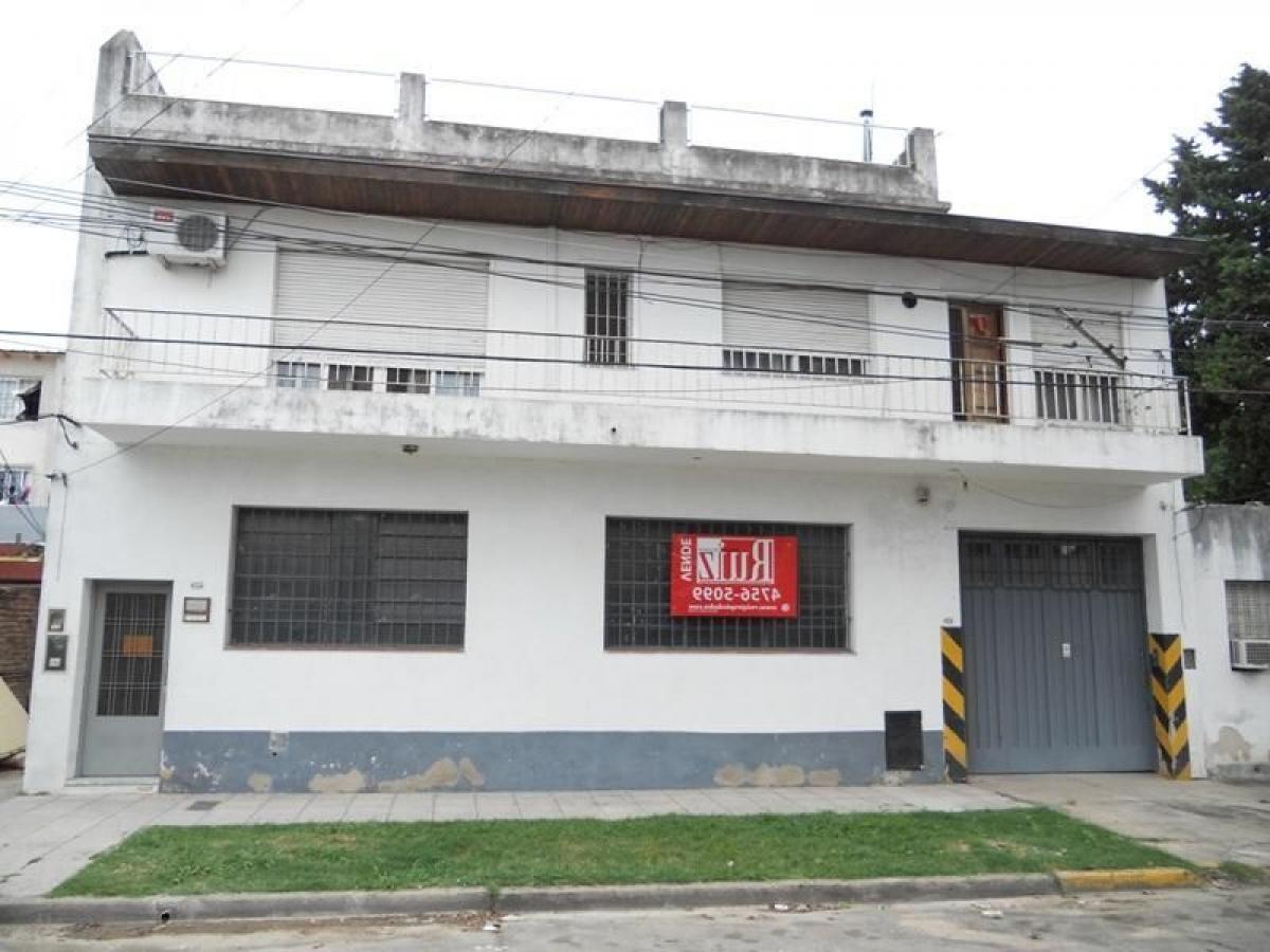 230m² Commercial property in Vicente Lopez, Argentina No. 23198