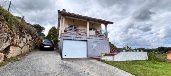 3 Schlafzimmer Haus in Arteixo, Spain, Nr. 138834 2