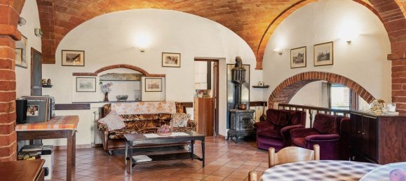 4 bedrooms Villa in Sinalunga, Italy No. 54159 13