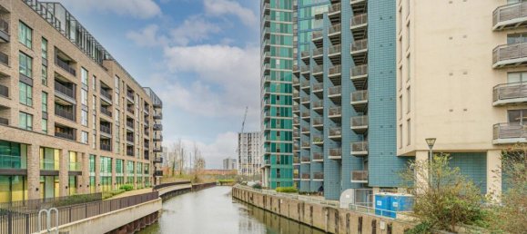 2 bedrooms Apartment in London, United Kingdom No. 13477 8