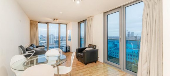 2 bedrooms Apartment in London, United Kingdom No. 13477 6