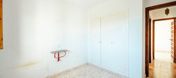 4 bedrooms Villa in Alicante, Spain No. 184758 17