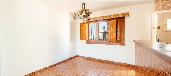 4 bedrooms Villa in Alicante, Spain No. 184758 10