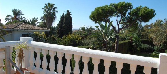 5 bedrooms Villa in Marbella, Spain No. 80345 5