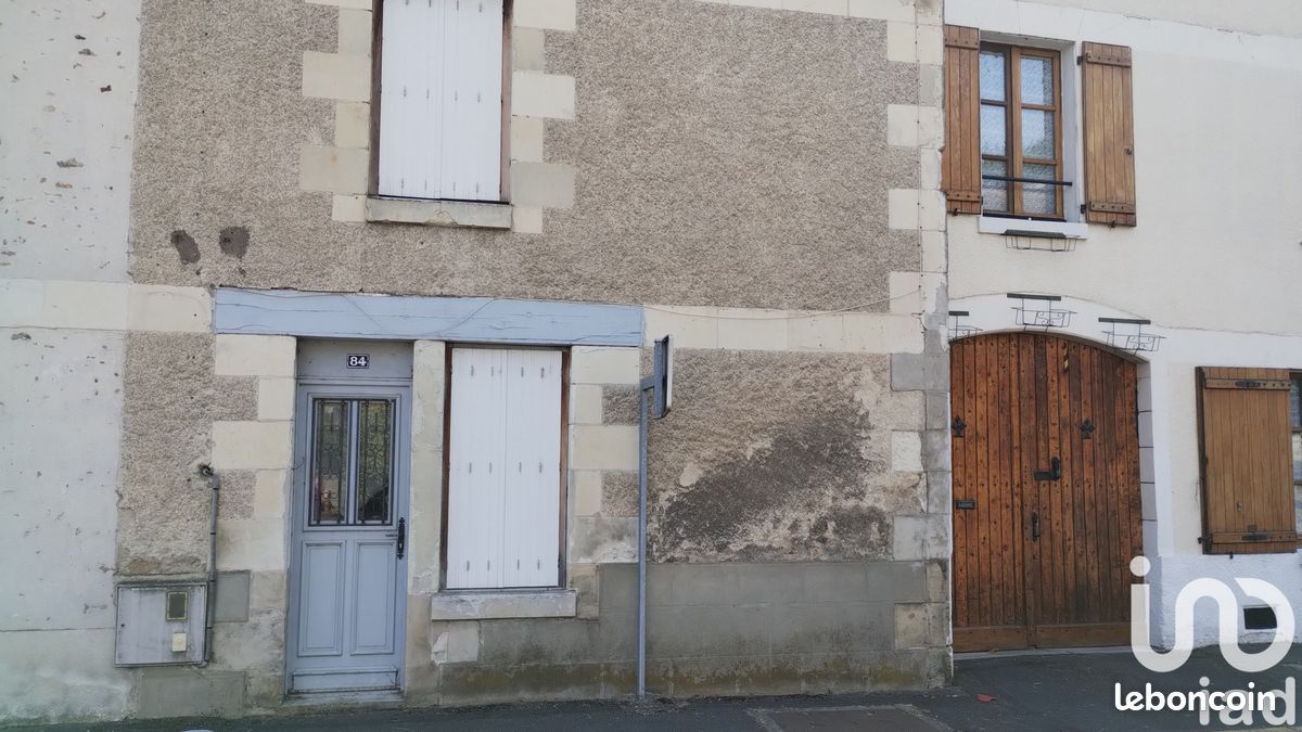 2 chambres Maison à Descartes, France No. 246572