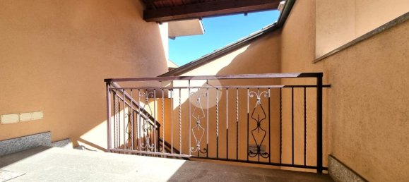 Apartamento de 9 habitaciónes en Caluso, Italy No. 111229 2