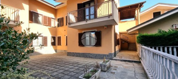 Apartamento de 9 habitaciónes en Caluso, Italy No. 111229 21