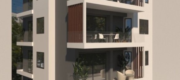 3 bedrooms Property in Kalamaria, Greece No. 2624 2