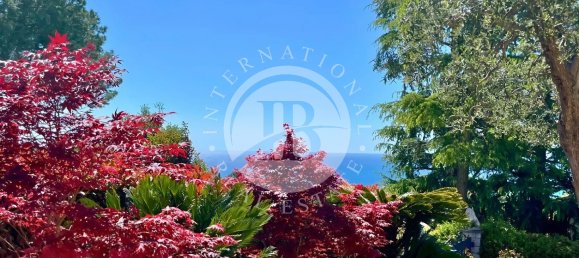 Villa de 4 dormitorios en Bordighera, Italy No. 167122 3