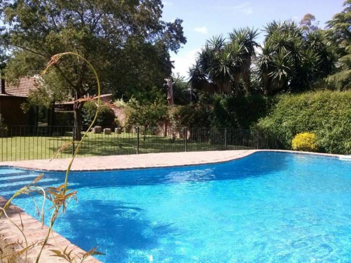 4 chambres Maison à Escobar, Argentina No. 4017