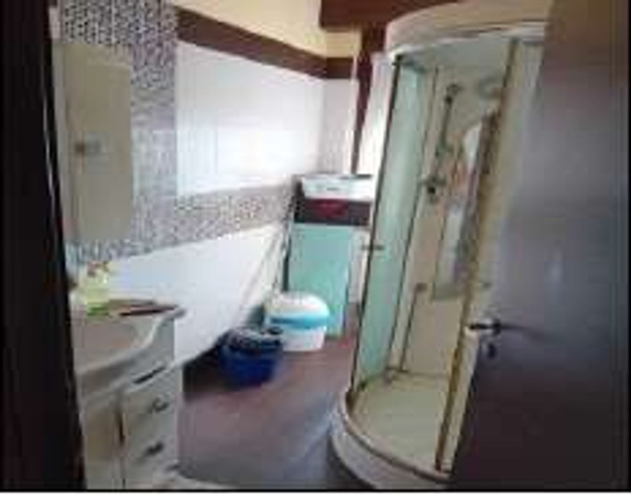 Apartamento de 2 dormitorios en Mariano Comense, Italy No. 89880