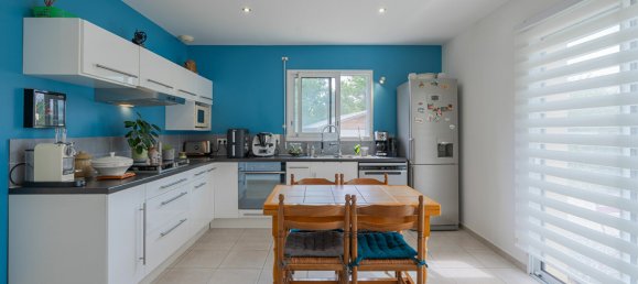 4 bedrooms House in Maine-et-Loire, France No. 278018 2