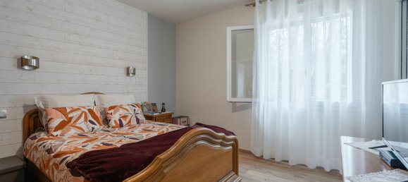 4 bedrooms House in Maine-et-Loire, France No. 278018 6