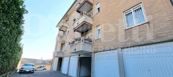 2 bedrooms Apartment in Como, Italy No. 61696 3