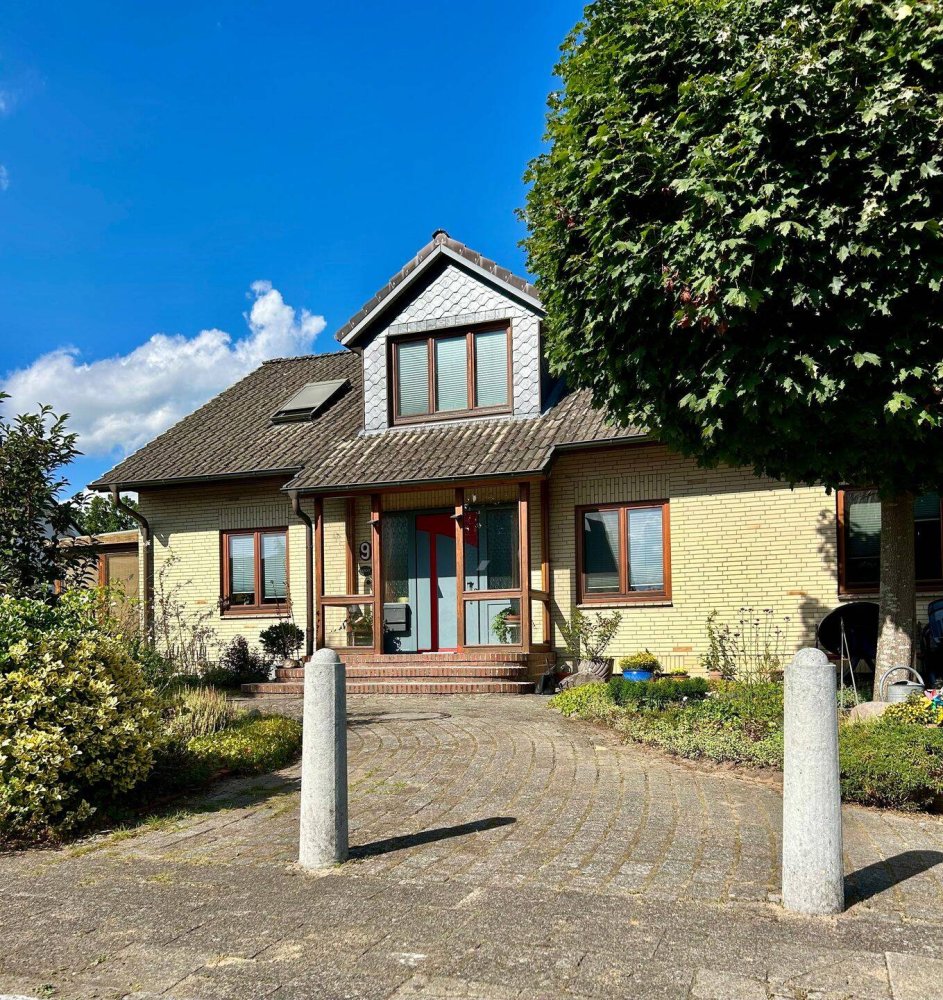 6-salle Maison à Segeberg, Germany No. 295573