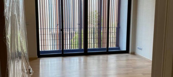 4 bedrooms Cafe / restaurant in Bangkok, Thailand No. 6688 12