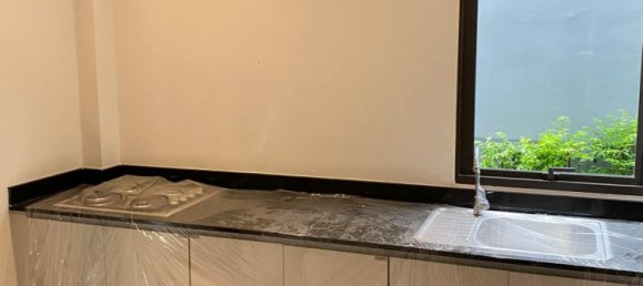 4 bedrooms Cafe / restaurant in Bangkok, Thailand No. 6688 9