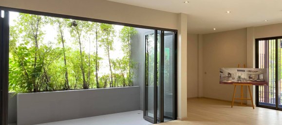 4 bedrooms Cafe / restaurant in Bangkok, Thailand No. 6688 8