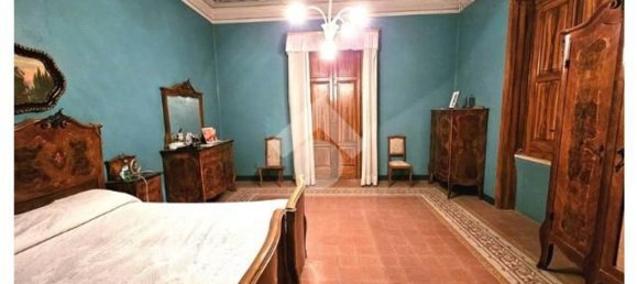 Дом с 6 комнатами в Торремаджоре, Италия № 31766 22