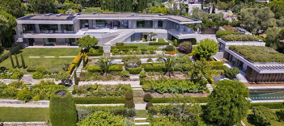 10 bedrooms Villa in Antibes, France No. 138618 11