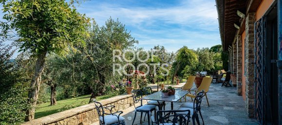 15 rooms House in Fiesole, Italy No. 201948 30