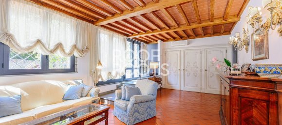 15 rooms House in Fiesole, Italy No. 201948 34