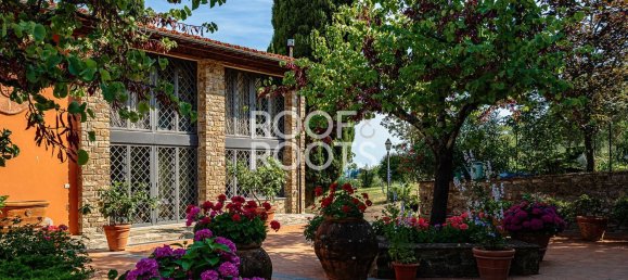 15 rooms House in Fiesole, Italy No. 201948 6