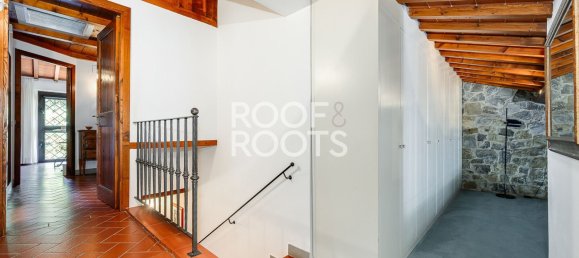 15 rooms House in Fiesole, Italy No. 201948 31