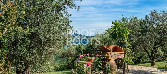 15 rooms House in Fiesole, Italy No. 201948 47