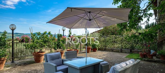 15 rooms House in Fiesole, Italy No. 201948 8