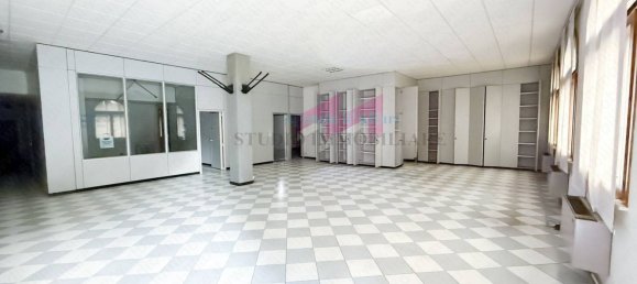 Офис 271м² в Остилья, Италия № 364567 2