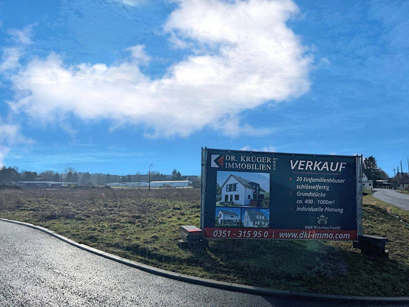  قطعة أرض في Sachsische Schweiz-Osterzgebirge, Germany رقم 179928