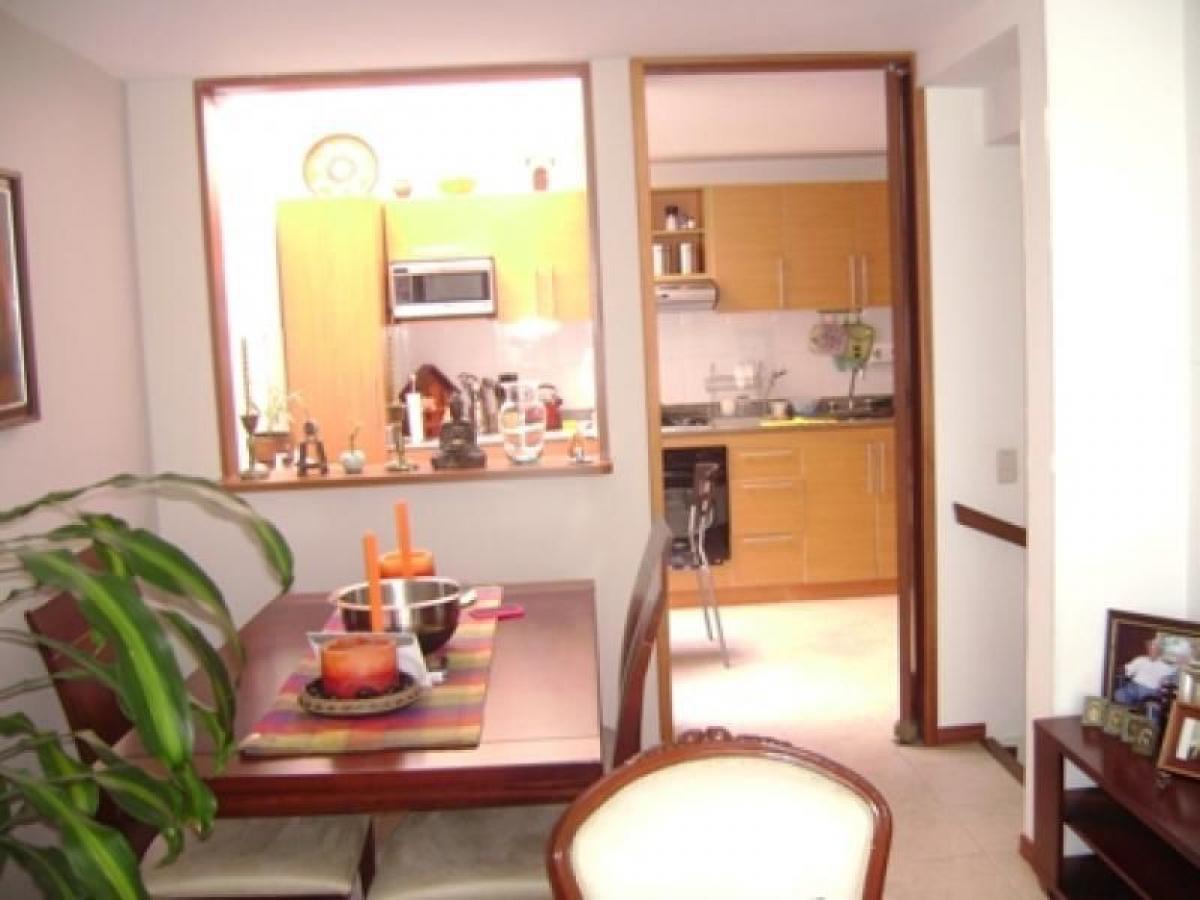 3 bedrooms House in Bogota, Colombia No. 13962