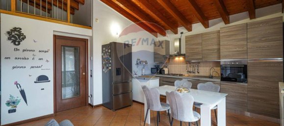 Apartamento de 3 habitaciónes en Bubbiano, Italy No. 38960 26