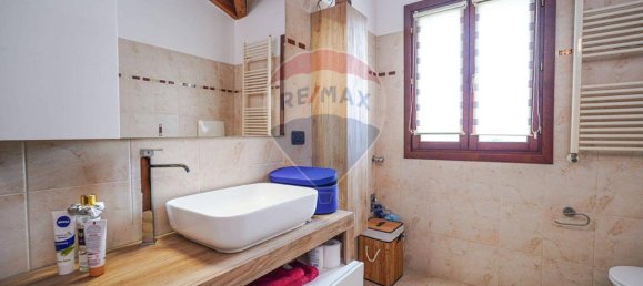 Apartamento de 3 habitaciónes en Bubbiano, Italy No. 38960 66
