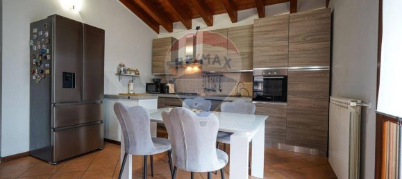 Apartamento de 3 habitaciónes en Bubbiano, Italy No. 38960 38