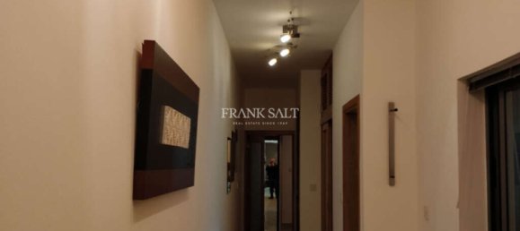 Apartamento de 2 dormitorios en Sliema, Malta No. 10708 5