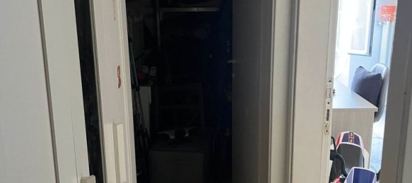 6 rooms Apartment in Carrara, Italy No. 277862 17