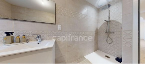 3 bedrooms House in Charente-Maritime, France No. 335485 16