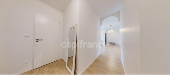 3 bedrooms House in Charente-Maritime, France No. 335485 17