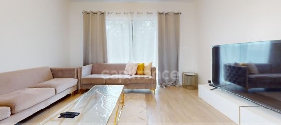 3 bedrooms House in Charente-Maritime, France No. 335485 2