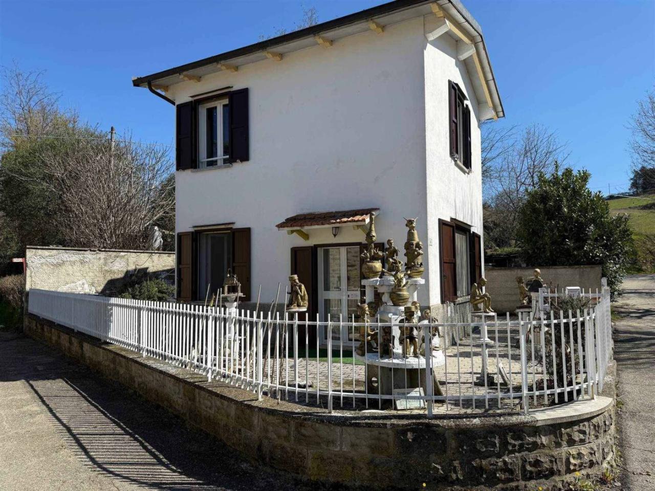 4 rooms House in Pianoro, Italy No. 35679