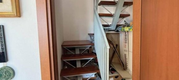 4 rooms House in Pianoro, Italy No. 35679 5